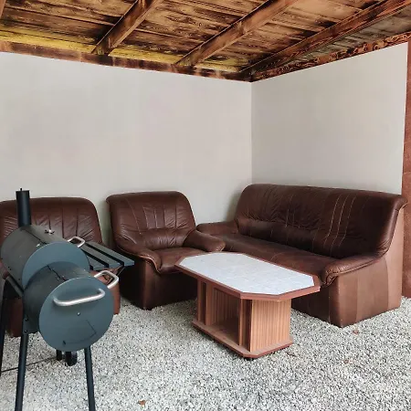 Vitajte V Ivachnovej 145 Pensjonat *