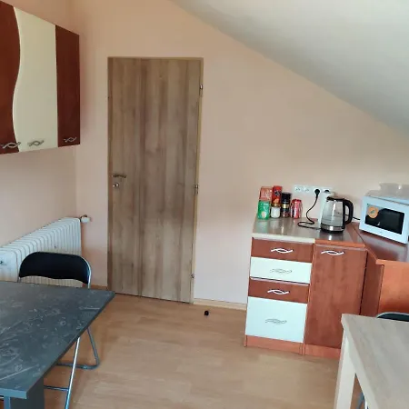 Vitajte V Ivachnovej 145 Pensjonat *