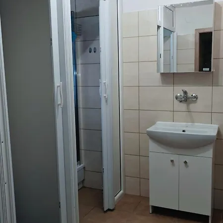 Vitajte V Ivachnovej 145 Gæstehus