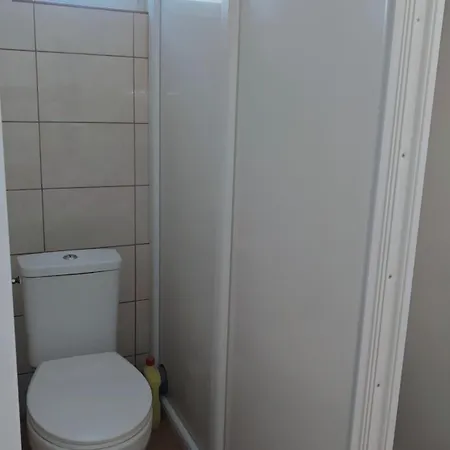 Vitajte V Ivachnovej 145 Pensjonat *