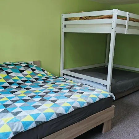 Vitajte V Ivachnovej 145 Gæstehus *